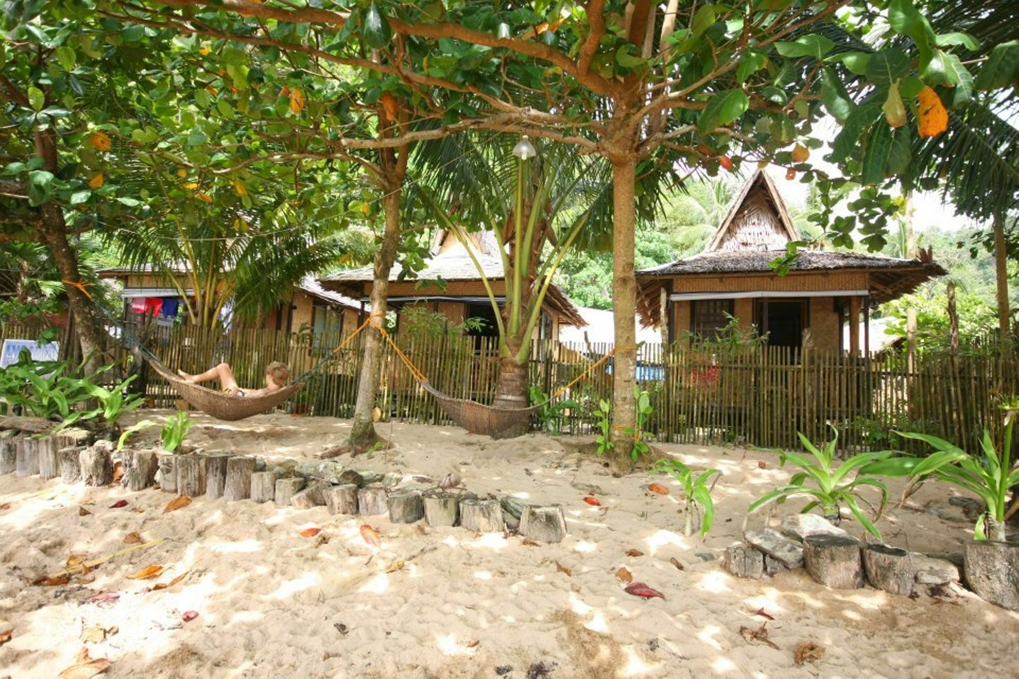 Lugadia Beach Cottages El Nido Exterior photo